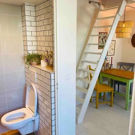 Appartement Have A Stay! -the Birdhouse, Tiny Close To The *